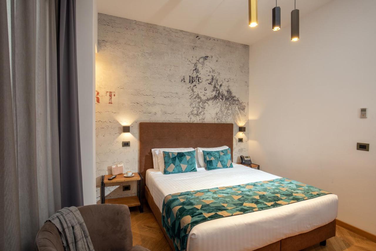 Navona Essence Hotell 3*